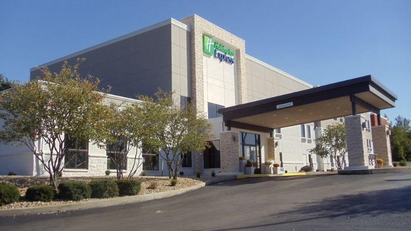 Days Inn By Wyndham Cloverdale Greencastle Exterior photo